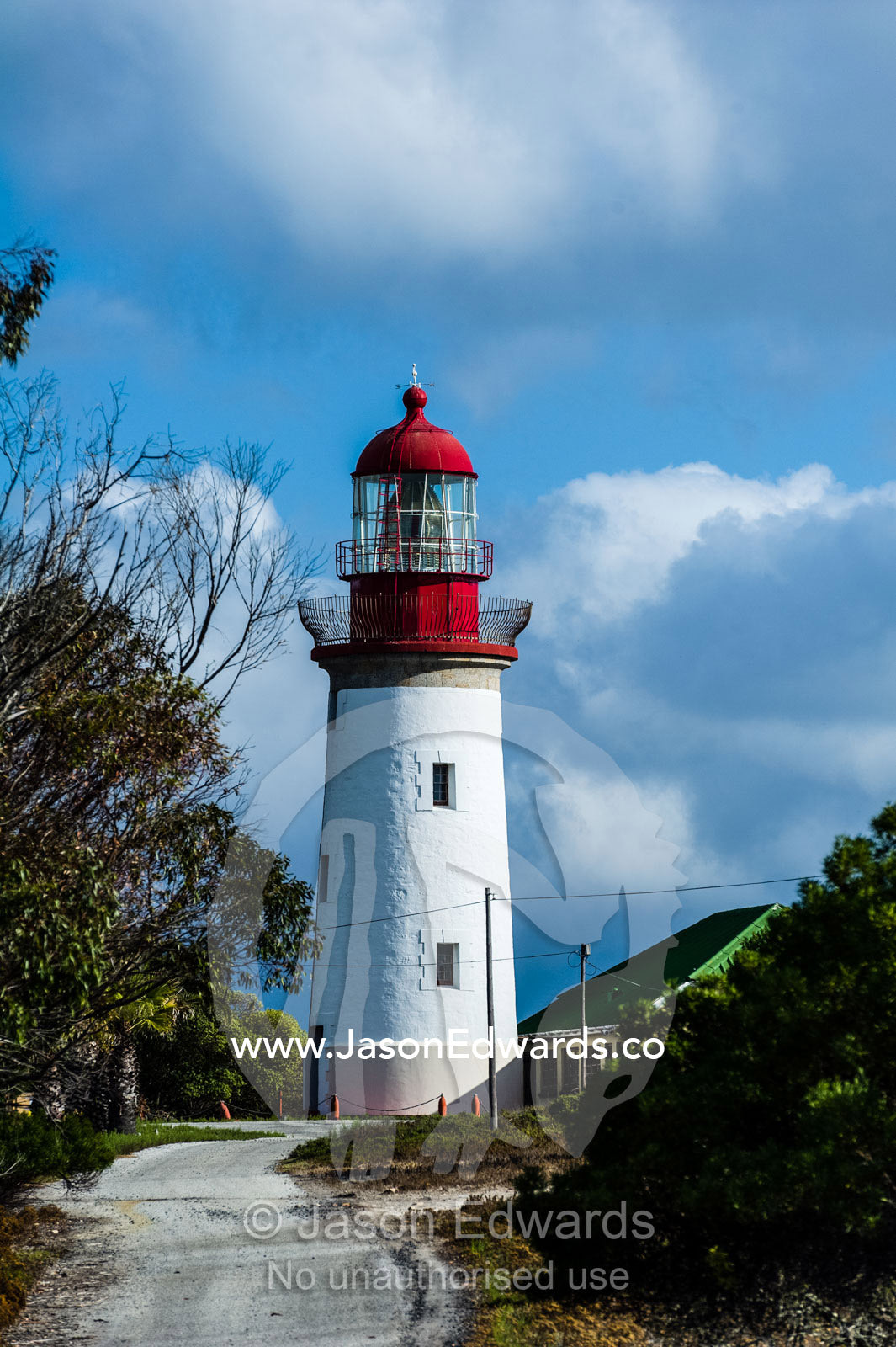 The Robben Island Lighthouse was built in 1864 atop Minto Hill. Robben Island Lighthouse, Minto Hill, Robben Island, Cape Town, Bloubergstrand, Table Bay, Western Cape, South Africa.