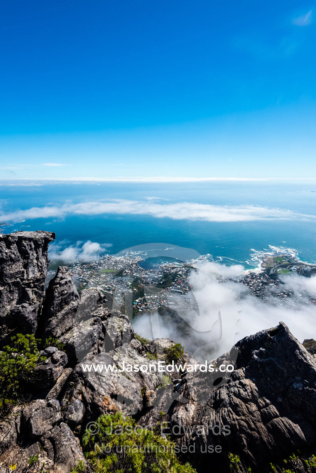 A boulder field on the summit of Table Mountain overlooking Table Bay. Table Mountain, Cape Town, Western Cape, South Africa.