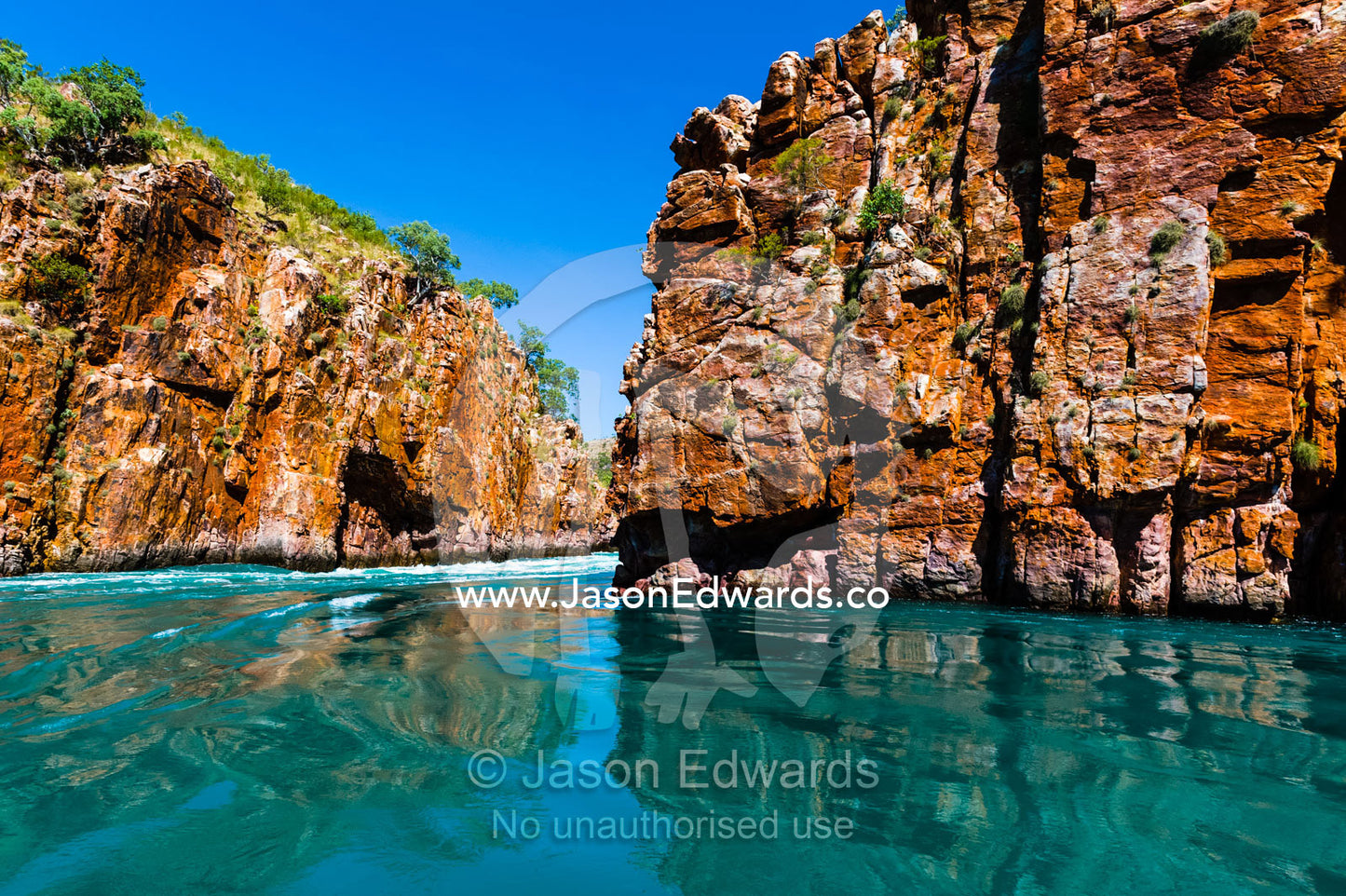 A fast moving tidal flow through a narrow gorge beneath the high tide mark. Horizontal Falls, McLarty Range, Talbot Bay, Buccaneer Archipelago, Kimberley Coast, Western Australia, Australia.
