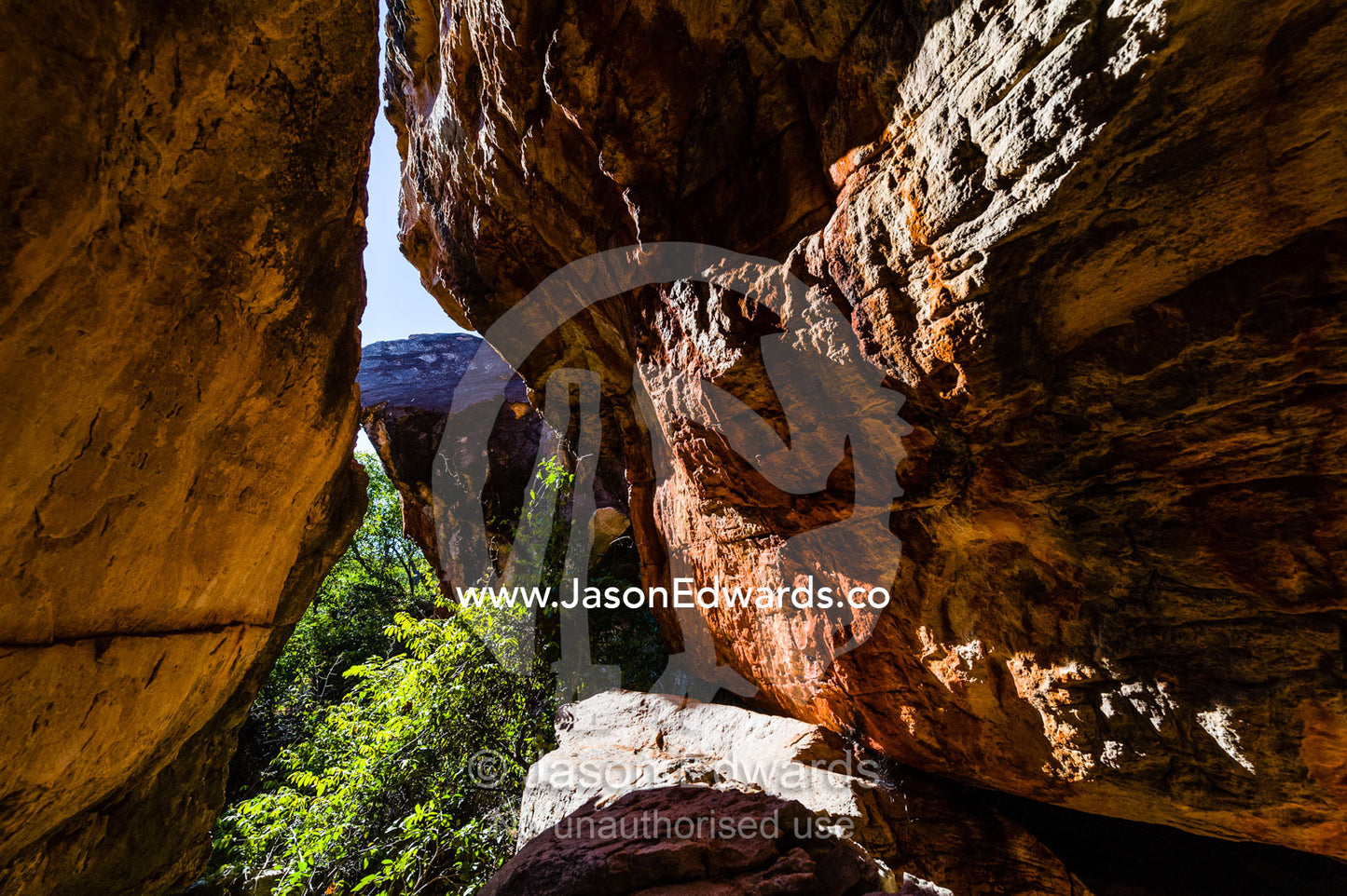 Ancient Aboriginal Gwion Gwion rock paintings also know as Bradshaw rock art in a sandstone gallery. Jar Island, Vansittart Bay, Kimberley Coast, Western Australia, Australia.