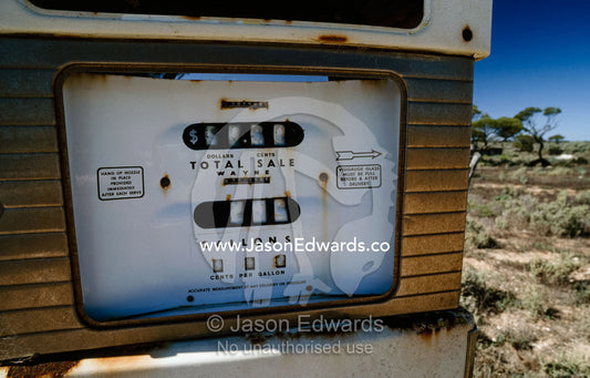 An antique pump at an abandoned outback gas station. Konalda Station, Nullarbor Plain, South Australia.