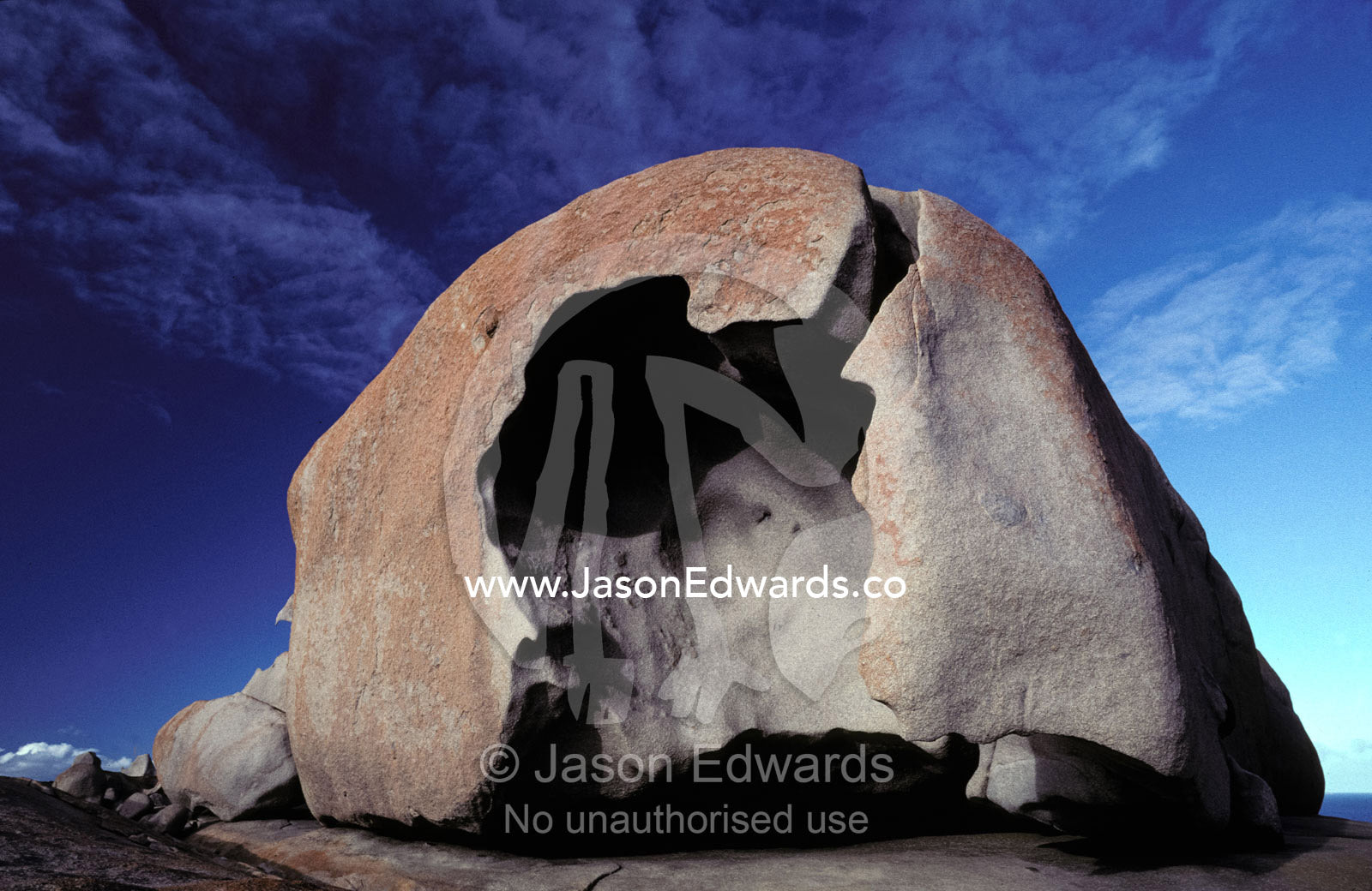 The Remarkable Rocks where erosion has scoured holes into the granite. Kangaroo Island, Remarkable Rocks, South Australia.