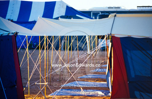 Outback desert tent city erected by tourists near Lake Eyre in flood. Oodnadatta, William Creek, South Australia.