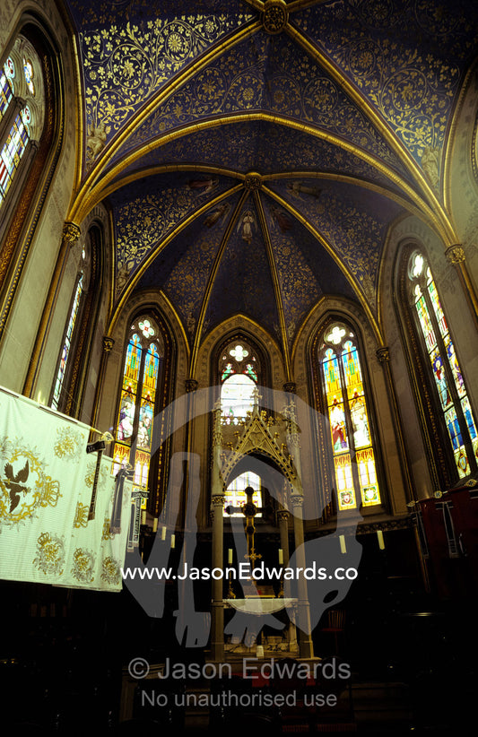 The ornately decorated chapel in the Burg Hohenzollern Castle. Burg Hohenzollern Swabische alb, Swabian Jura, Prussia, Baden-Wurttenberg, Germany.