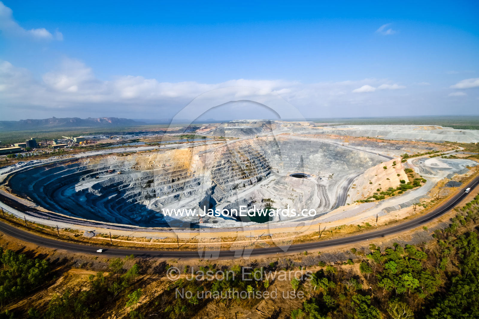 A massive tiered open cut uranium mine within Kakadu National Park. Ranger Uranium Mine, Jabiluka, Kakadu National Park, Northern Territory, Australia.