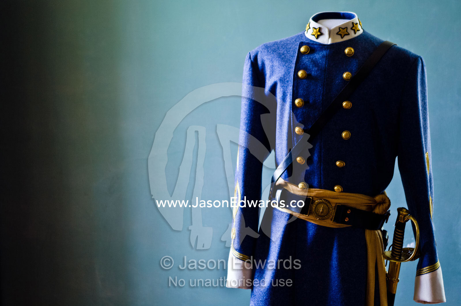 Replica of a Confederate Army uniform worn by a son of Robert E. Lee. Arlington House, Custis-Lee Mansion, Arlington National Cemetery, Arlington, Virginia, United States of America.