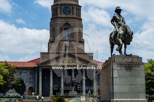A statue of Andries Pretorius in front of the City Hall of Pretoria. City hall of Pretoria, Pretoria, Gauteng Province, South Africa.