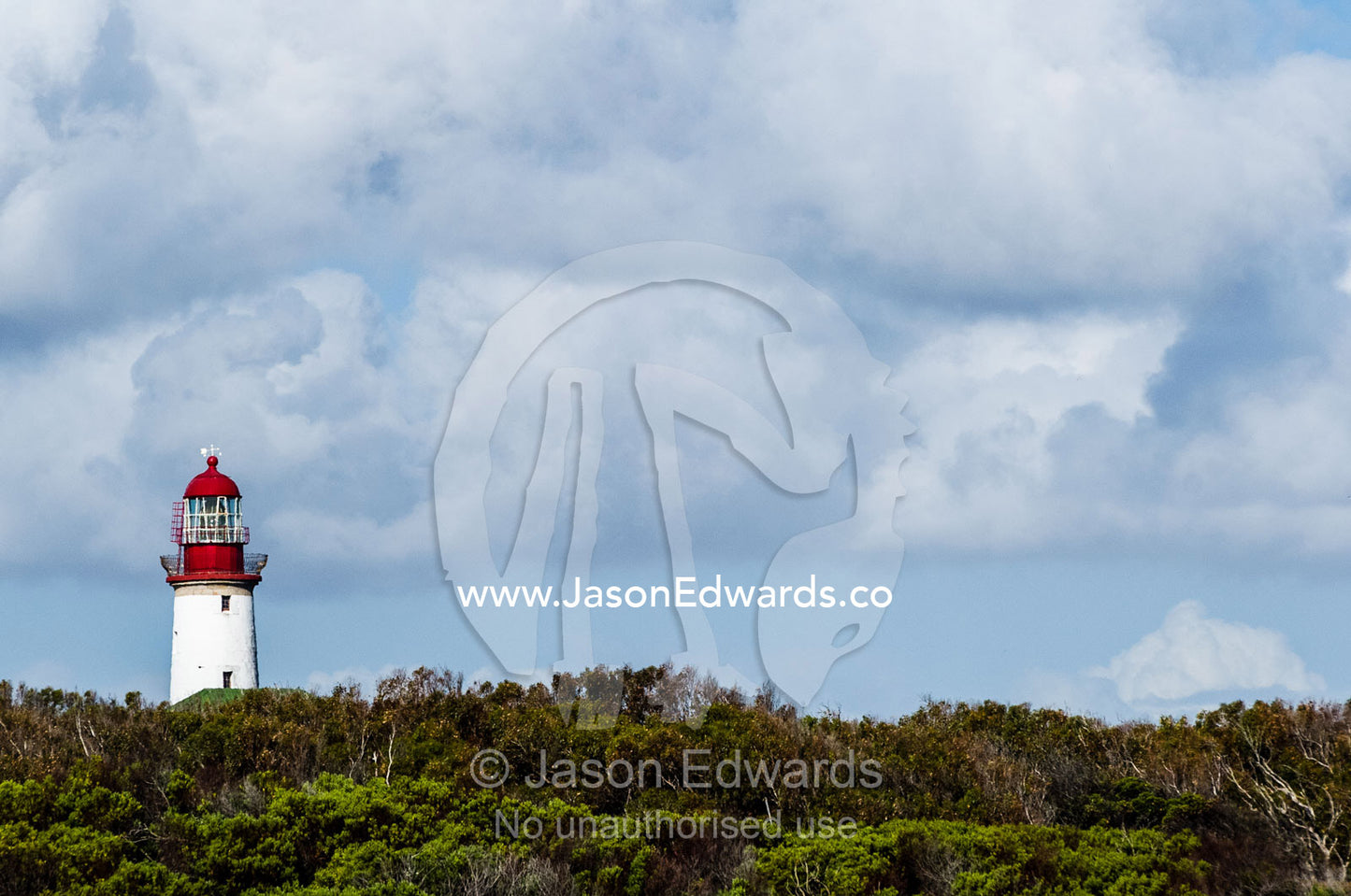 The Robben Island Lighthouse was built in 1864 atop Minto Hill. Robben Island Lighthouse, Minto Hill, Robben Island, Cape Town, Bloubergstrand, Table Bay, Western Cape, South Africa.