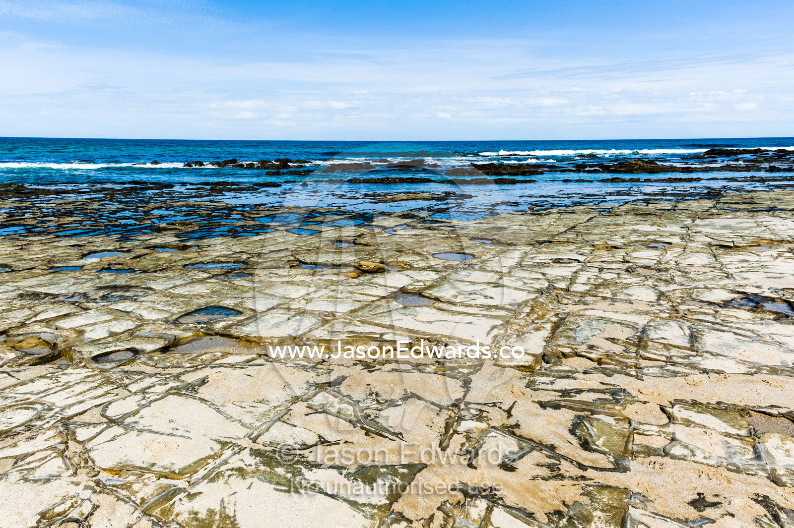 Low tide exposes ... Wye River, Great Ocean Road, Victoria, Australia.