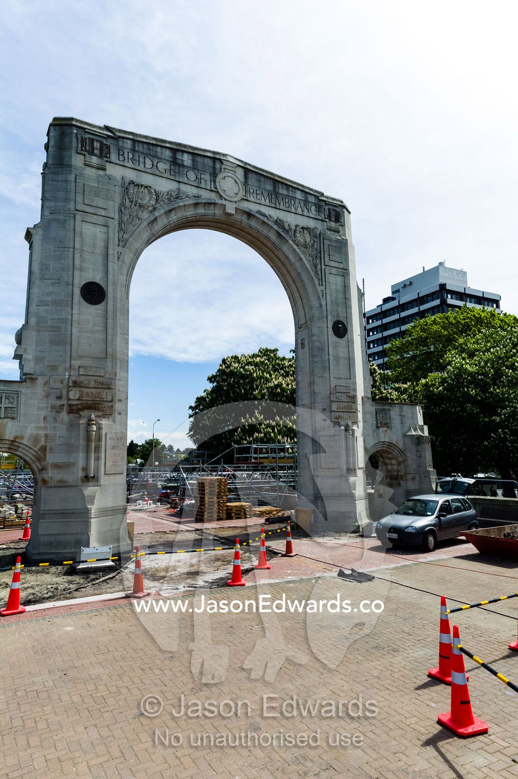 Repairs to the Bridge of Remembrance after it was damaged in an earthquake. Christchurch, South Island, New Zealand.