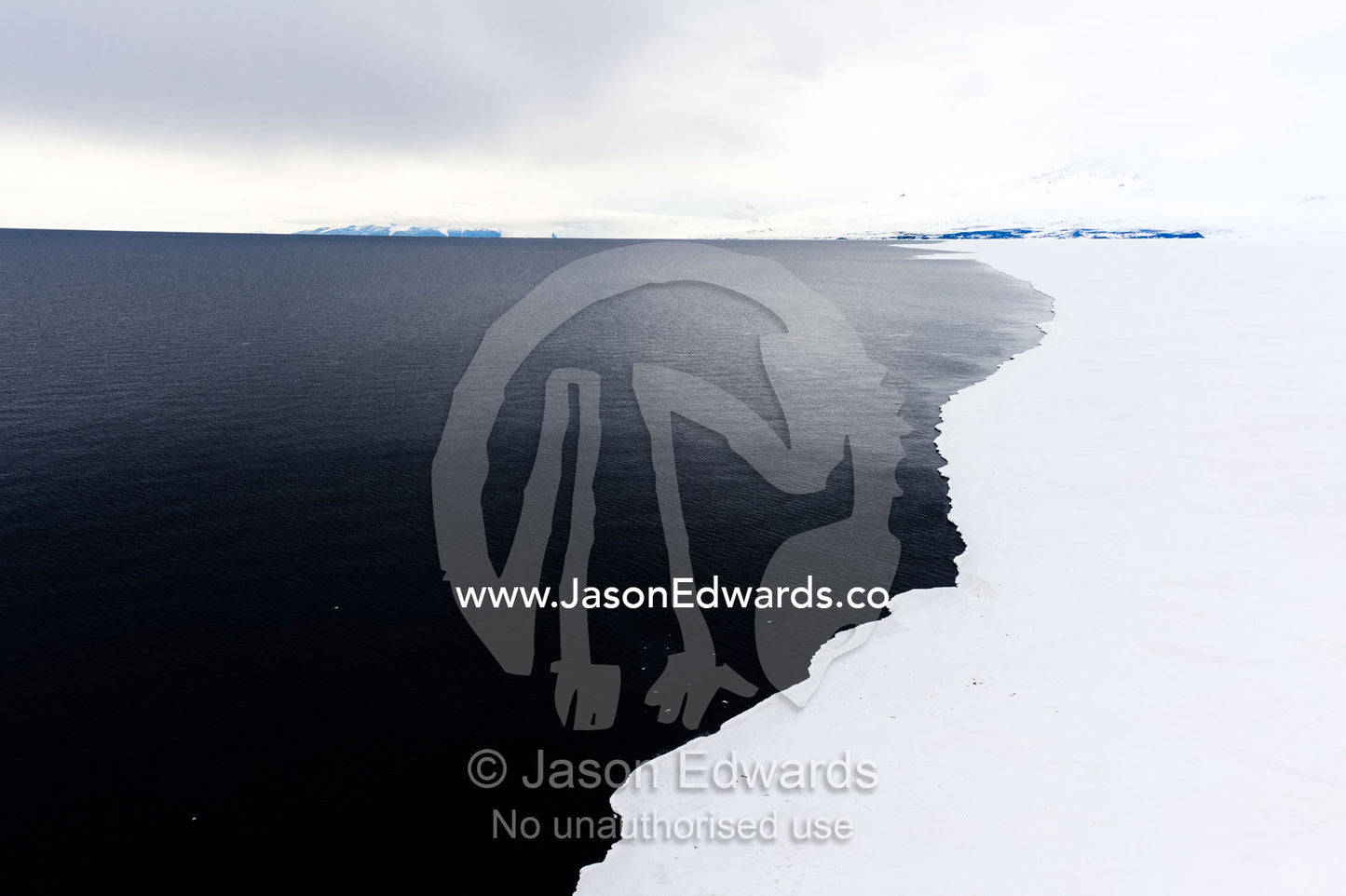 The sea ice edge and open ocean in Antarctica. Ross Sea, McMurdo Sound, Antarctica.