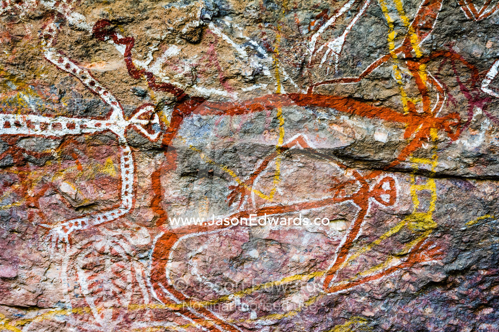 An Aboriginal rock painting art gallery featuring Mimi spirits which are fairy-like beings in Arnhem Land. Burrunggui, Nourlangie Rock, Arnhem Land, Kakadu National Park, Northern Territory, Australia.