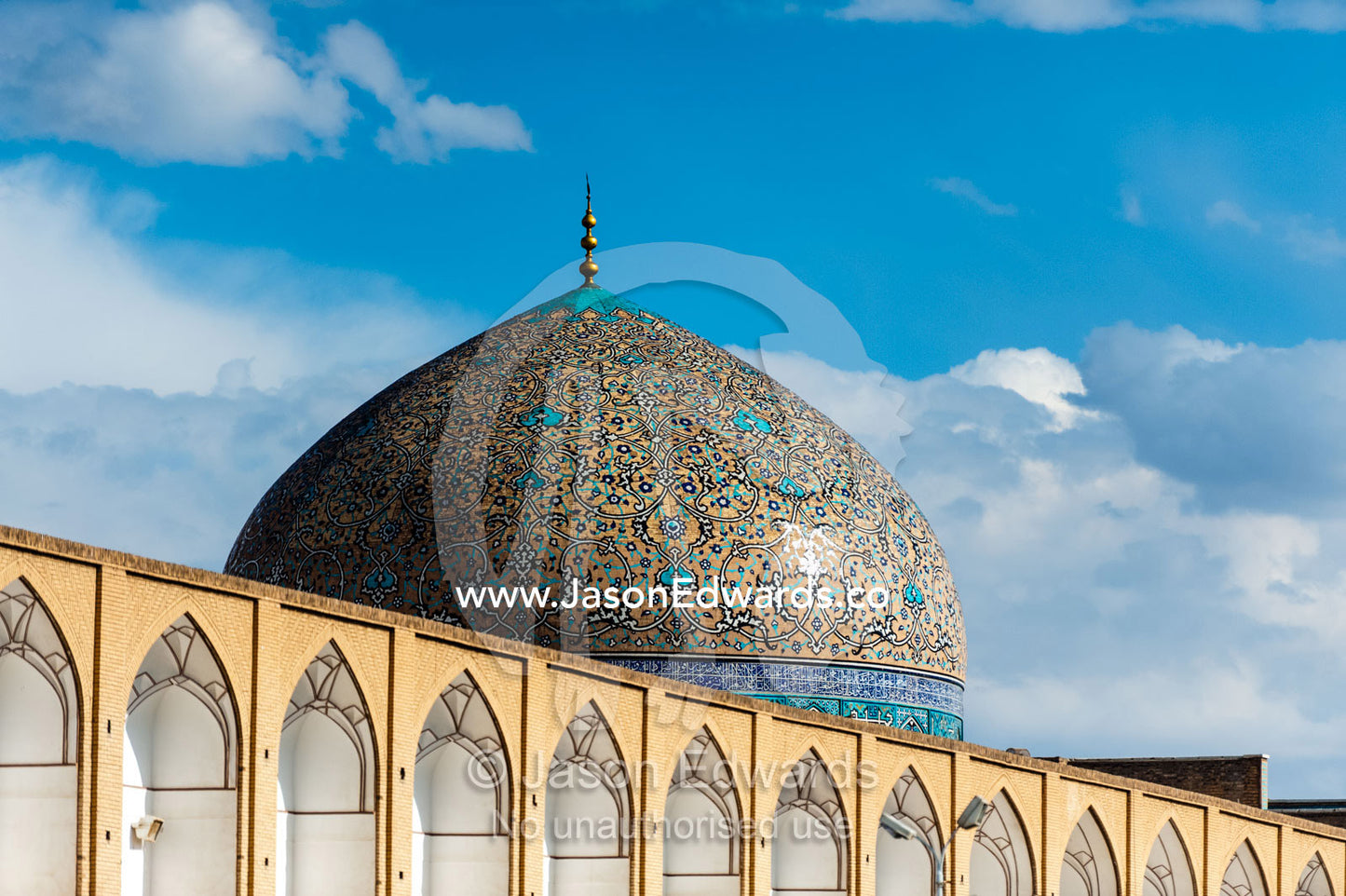 Patterns on the intricate tiled dome of the Sheikh Lotfollah Mosque. Sheikh Lotfollah Mosque, Naqsh-e Jahan Square, Isfahan, Isfahan Province, Islamic Republic of Iran.