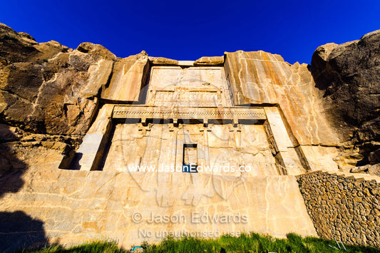 The Tomb of Artaxerxes III carved into a cliff face at Persepolis. Persepolis, Shiraz, Fars Province, Islamic Republic of Iran.