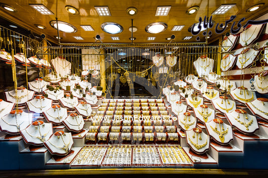 A display case with gold jewellery in an ancient bazaar. Yazd, Yazd Province, Islamic Republic of Iran.