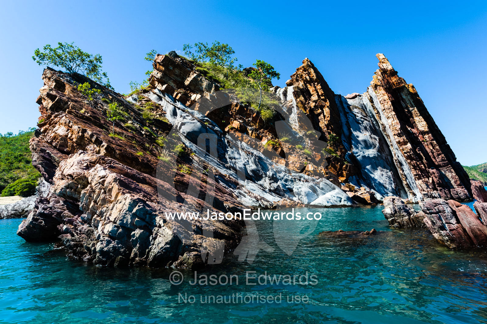 Sedimentary layering in rocks under pressure over 1.8 billion years. Nares Point, Cockatoo Island, Yampi Sound, Buccaneer Archipelago, Kimberley Coast, Western Australia, Australia.