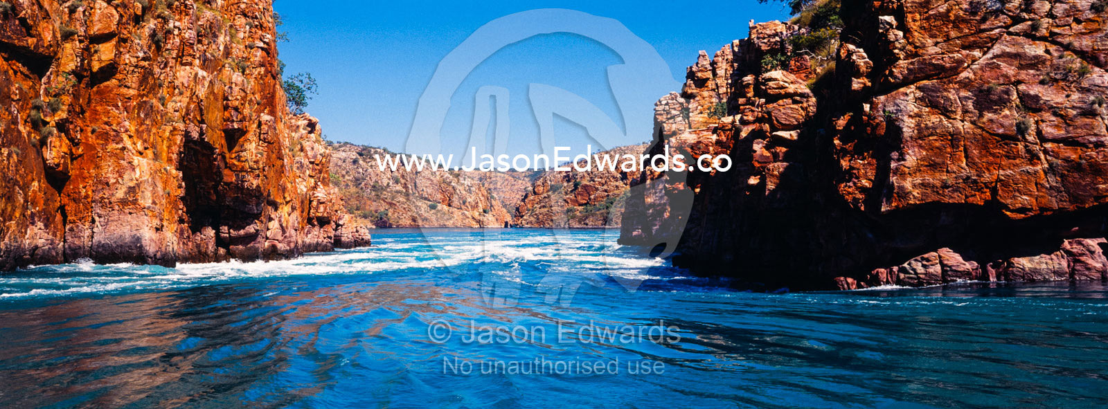 As the tides rises and falls horizontal waterfalls form between gorges in the Kimberley. Horizontal Falls, McLarty Range, Talbot Bay, Buccaneer Archipelago, Kimberley Coast, Western Australia, Australia.