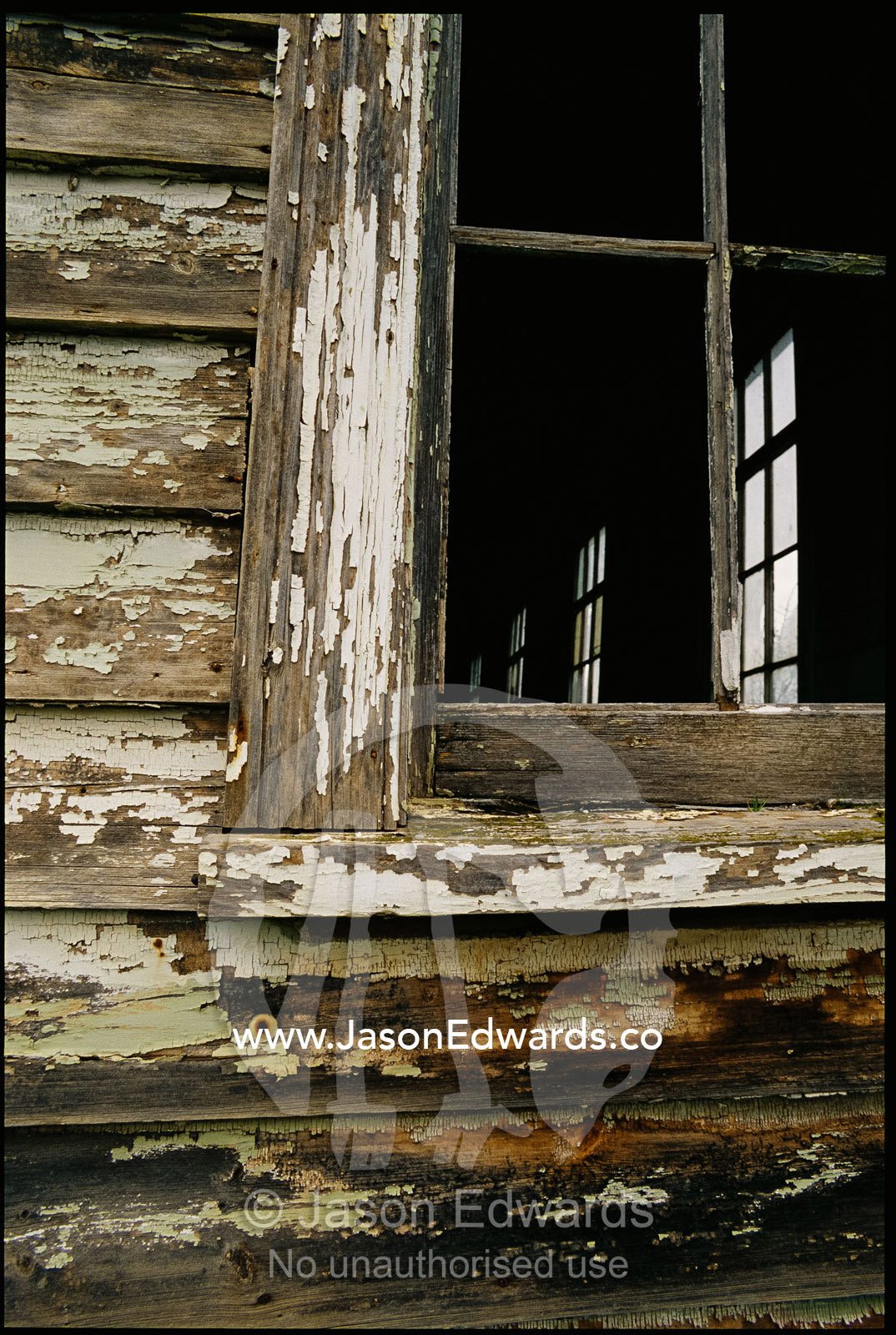 An old schoolhouse with peeling paint. Wedderburn, Victoria, Australia.
